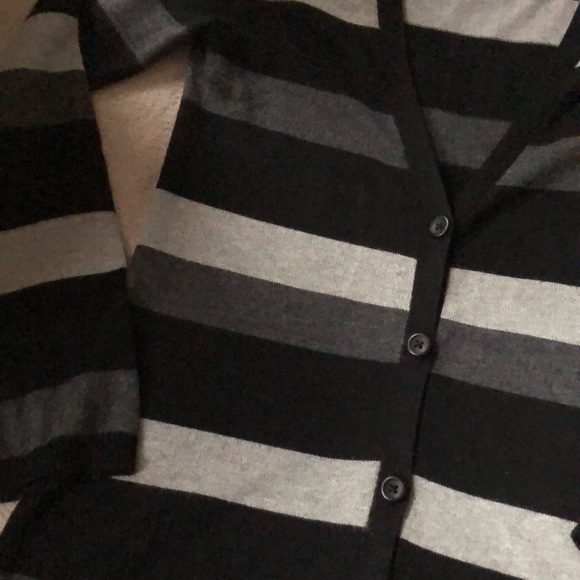 Gap kids cardigan! - Picture 5 of 6